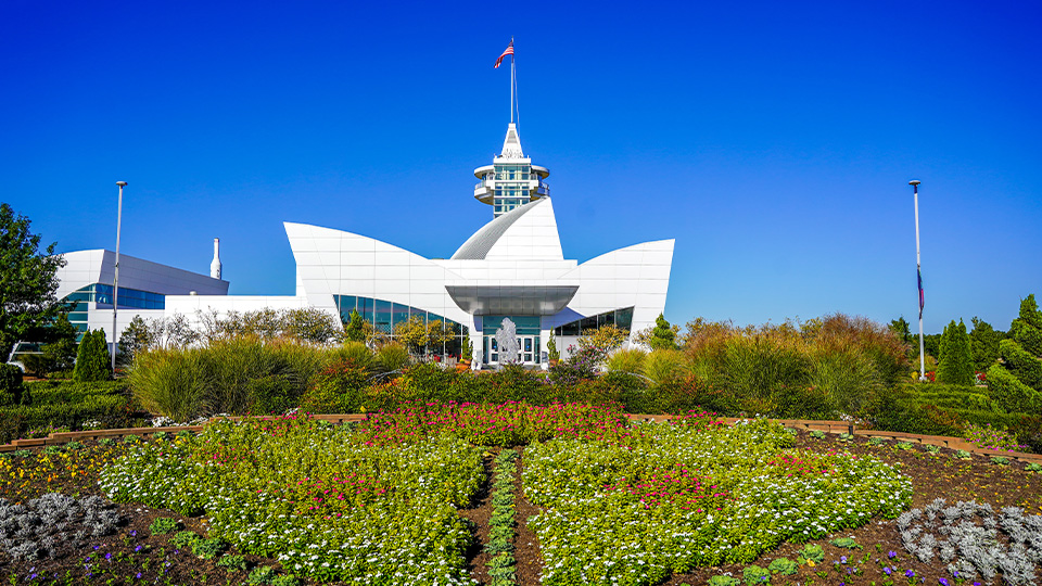 Discovery Park of America Announces Free Admission for Children and 10